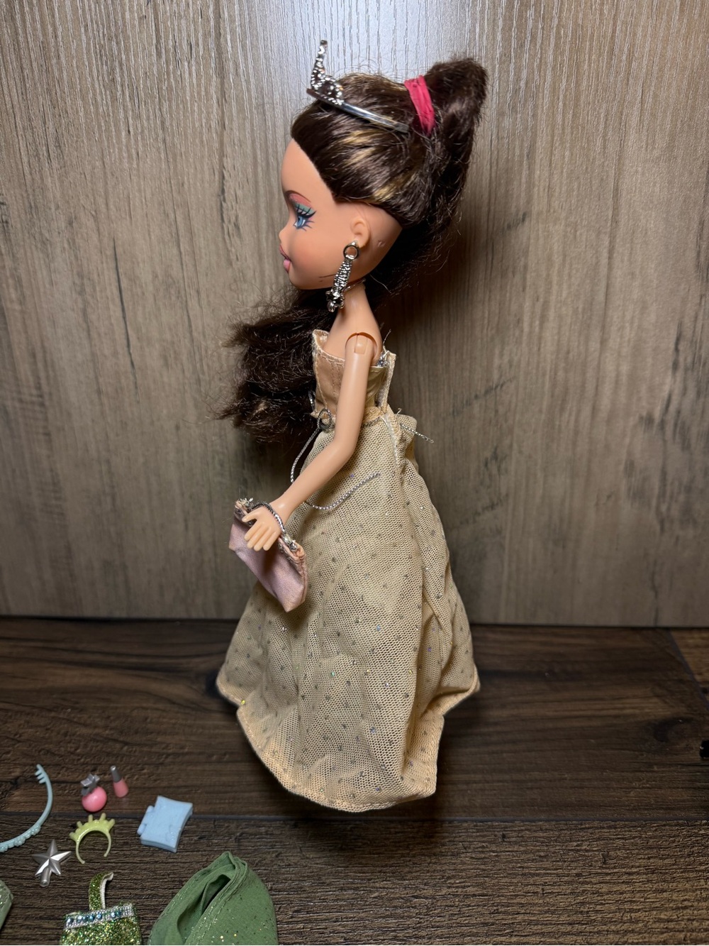 Vintage Bratz 2003 Formal Funk Dana Doll Limited Edition 2 Original Outfits Acc. - Picture 4 of 8